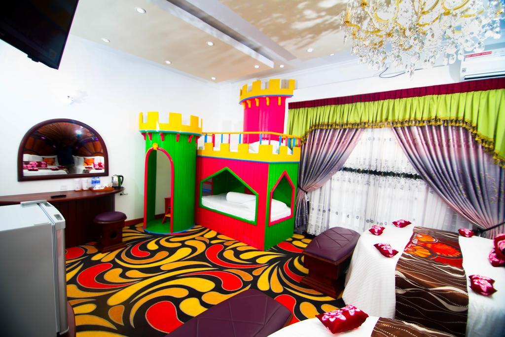 Hotel White House Anuradhapura Eksteriør bilde