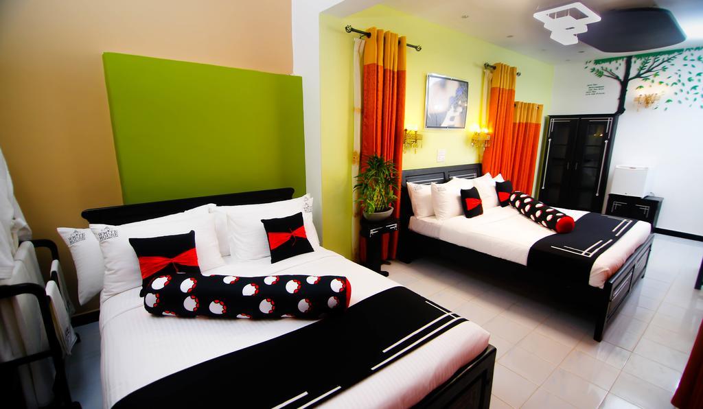 Hotel White House Anuradhapura Eksteriør bilde