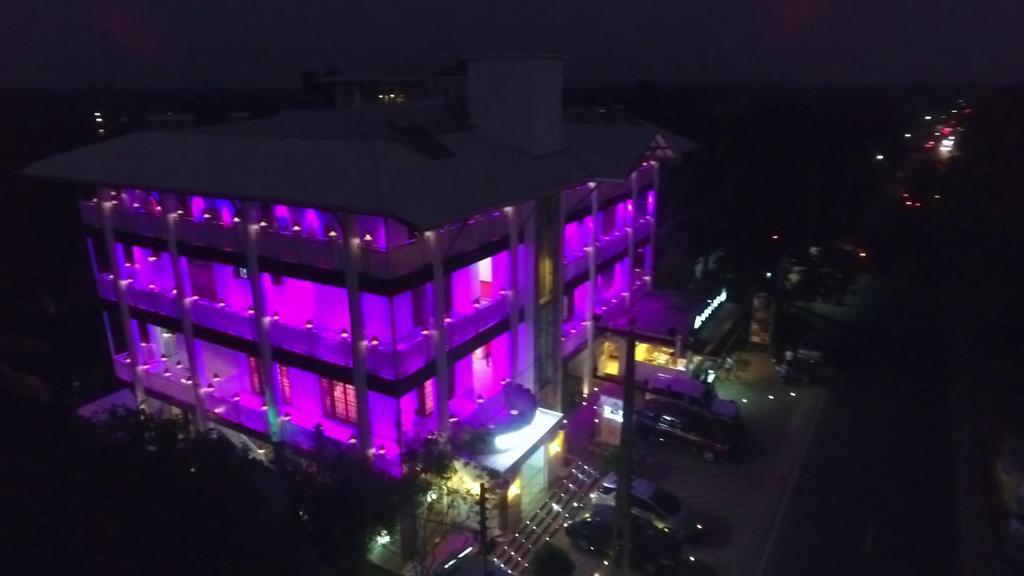 Hotel White House Anuradhapura Eksteriør bilde