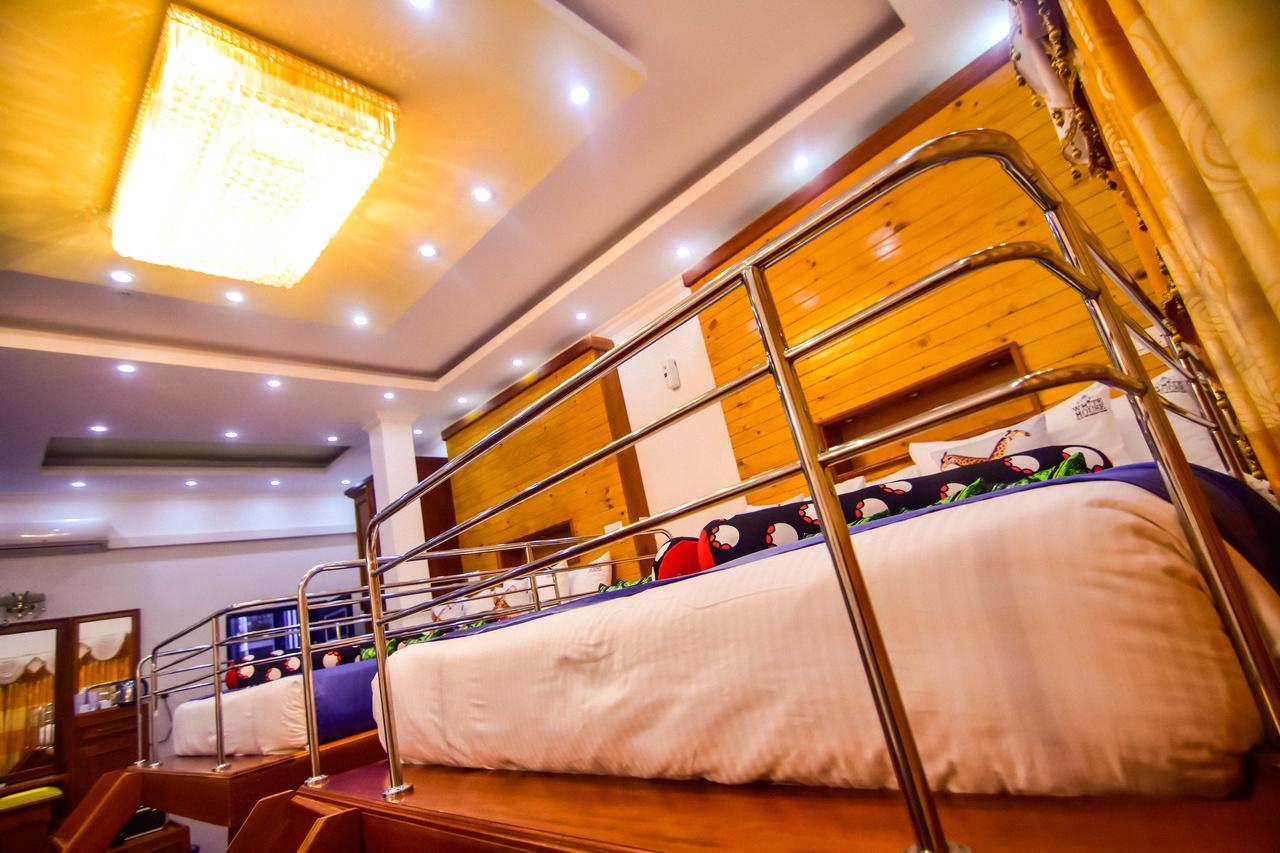 Hotel White House Anuradhapura Eksteriør bilde